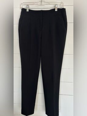 Women’s LOFT Black Trousers. Flat Pleats in Front, Two Pockets on Backside, Sz 2